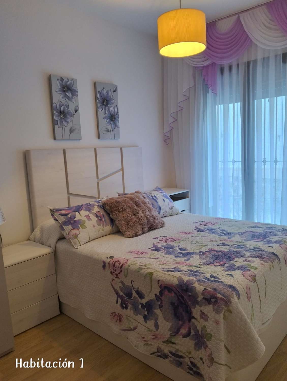 Stunning High-End 3-Bedroom Apartment with Exceptional Mountain Views and car parking