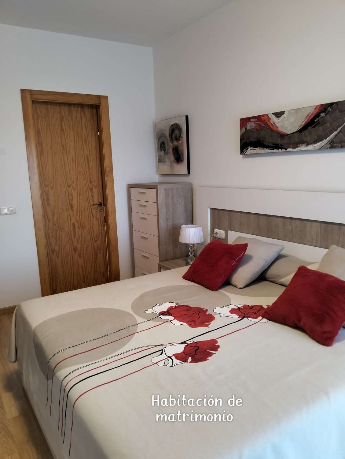 Stunning High-End 3-Bedroom Apartment with Exceptional Mountain Views and car parking