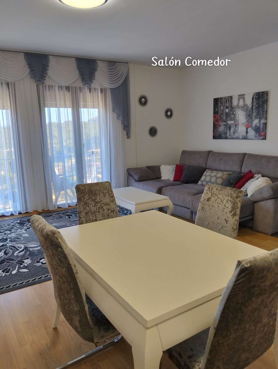 Stunning High-End 3-Bedroom Apartment with Exceptional Mountain Views and car parking