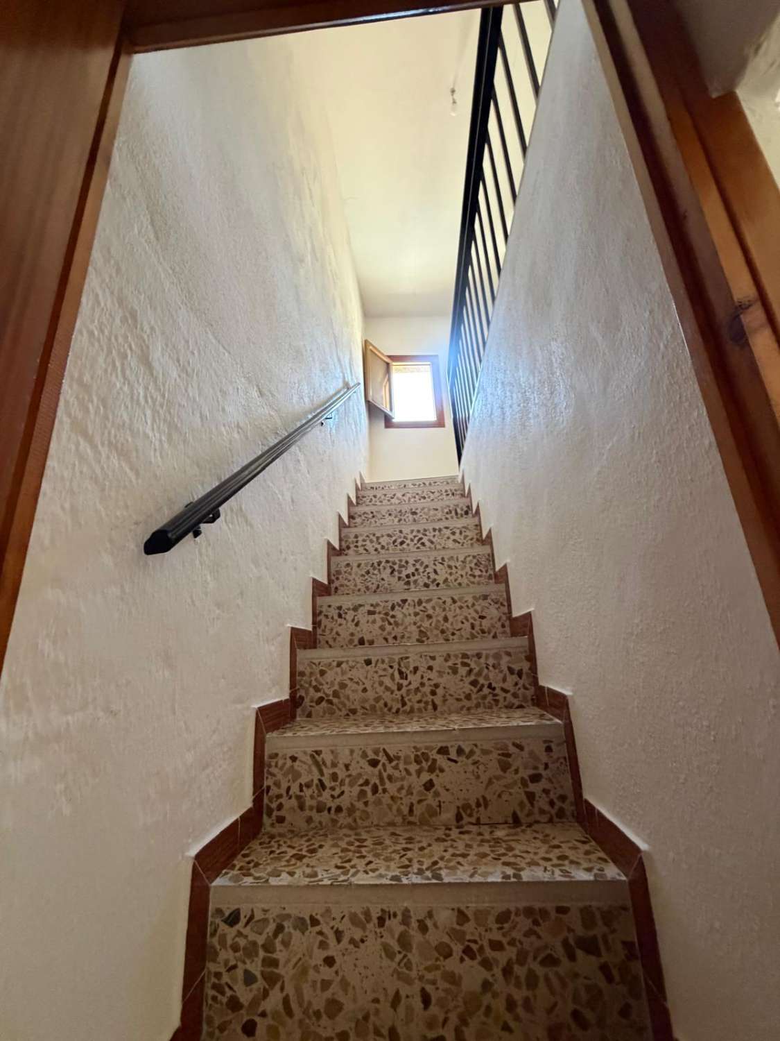 Immaculate 4-Bedroom Town House with patio and wonderful Views – María