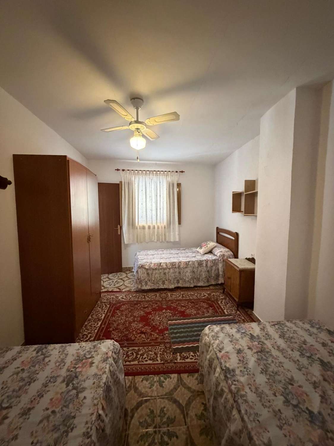 Immaculate 4-Bedroom Town House with patio and wonderful Views – María