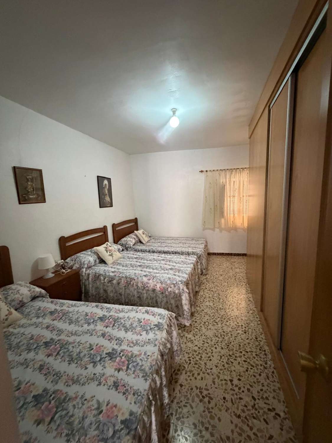 Immaculate 4-Bedroom Town House with patio and wonderful Views – María