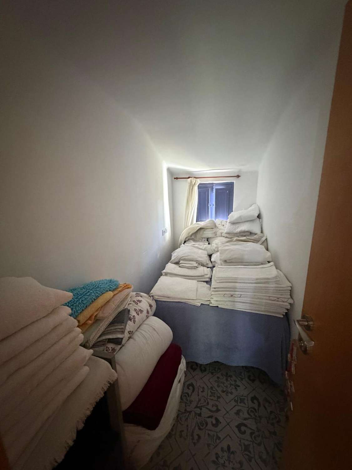 Cortijo traditionnel impeccable avec licence touristique, piscine privée, vaste terrain et vue imprenable sur les montagnes – Vélez Rubio