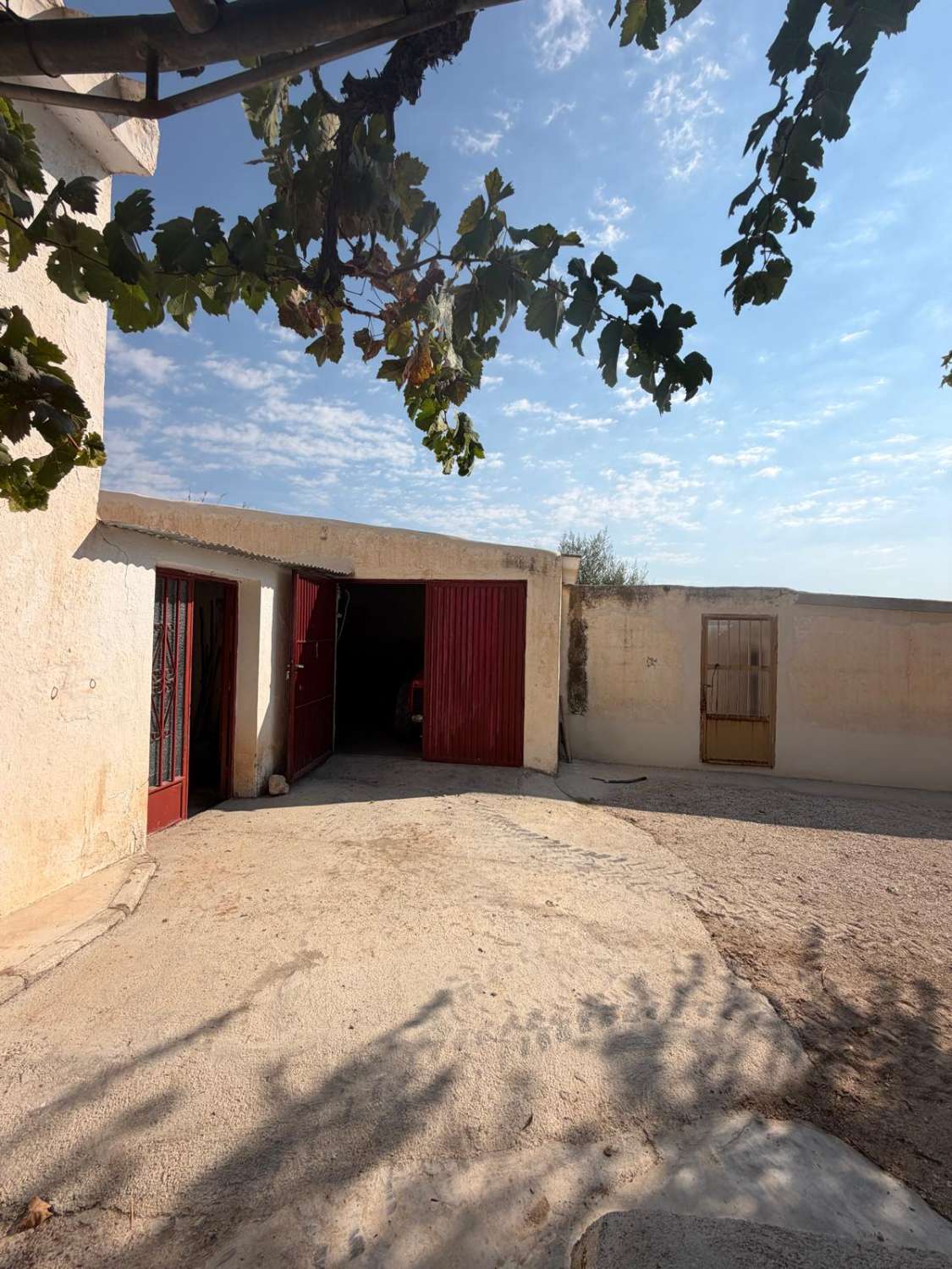 Traditional Spanish Cortijo with Exceptional 360° Views & 25,861m² of Land – A Property Full of Potential