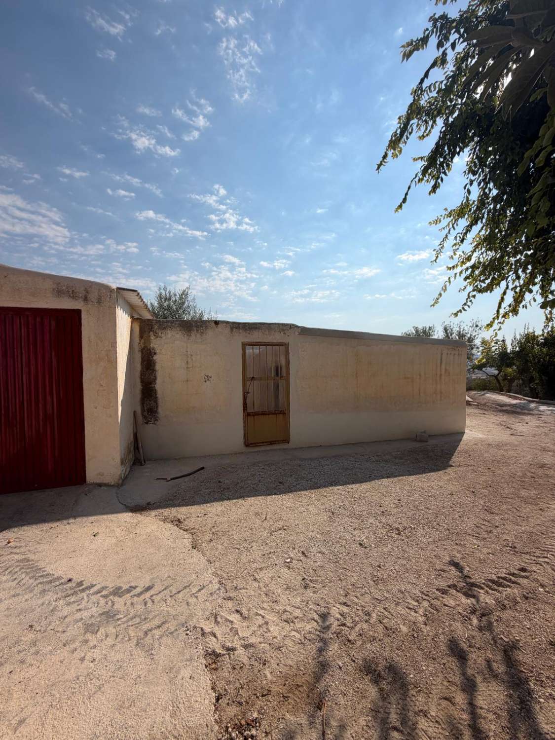 Traditional Spanish Cortijo with Exceptional 360° Views & 25,861m² of Land – A Property Full of Potential