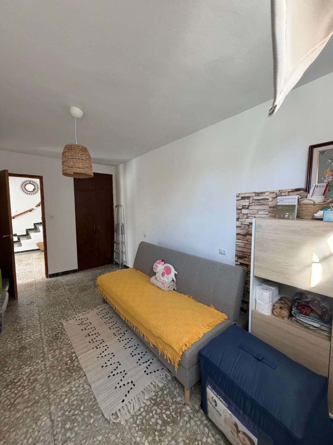 Prachtig, perfect onderhouden herenhuis met 4 slaapkamers en uitzicht op de bergen – María