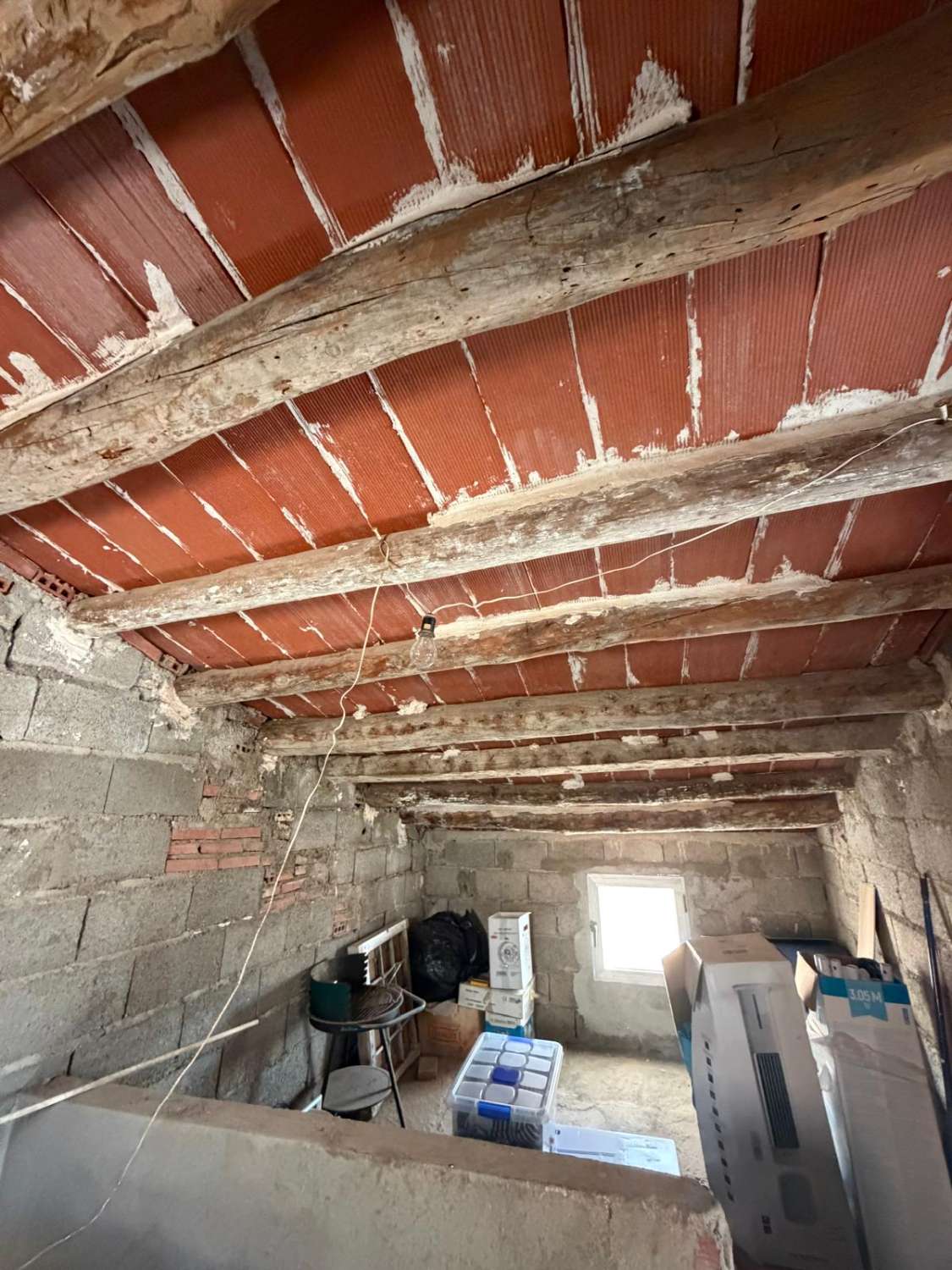 Prachtig, perfect onderhouden herenhuis met 4 slaapkamers en uitzicht op de bergen – María