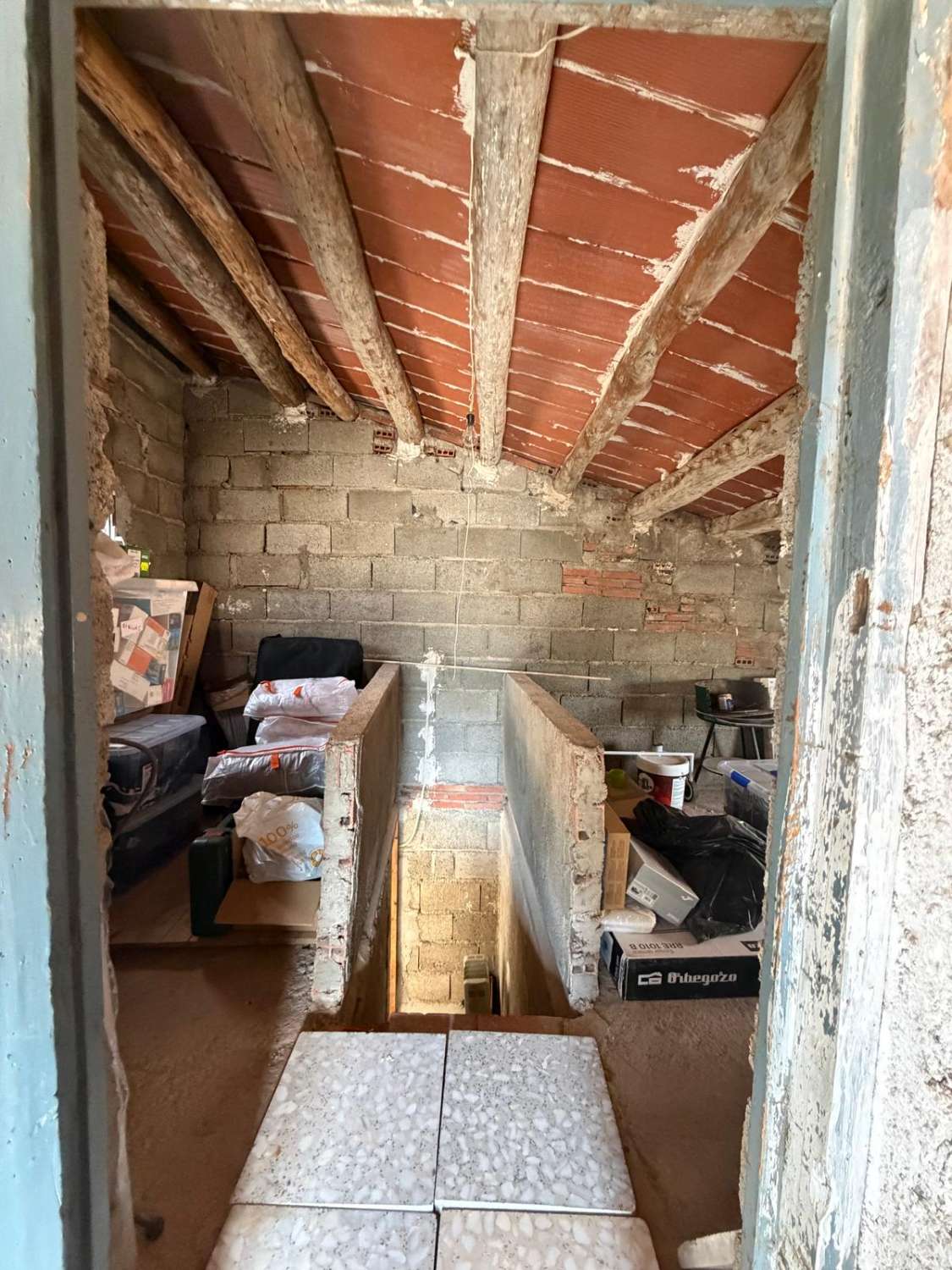 Prachtig, perfect onderhouden herenhuis met 4 slaapkamers en uitzicht op de bergen – María