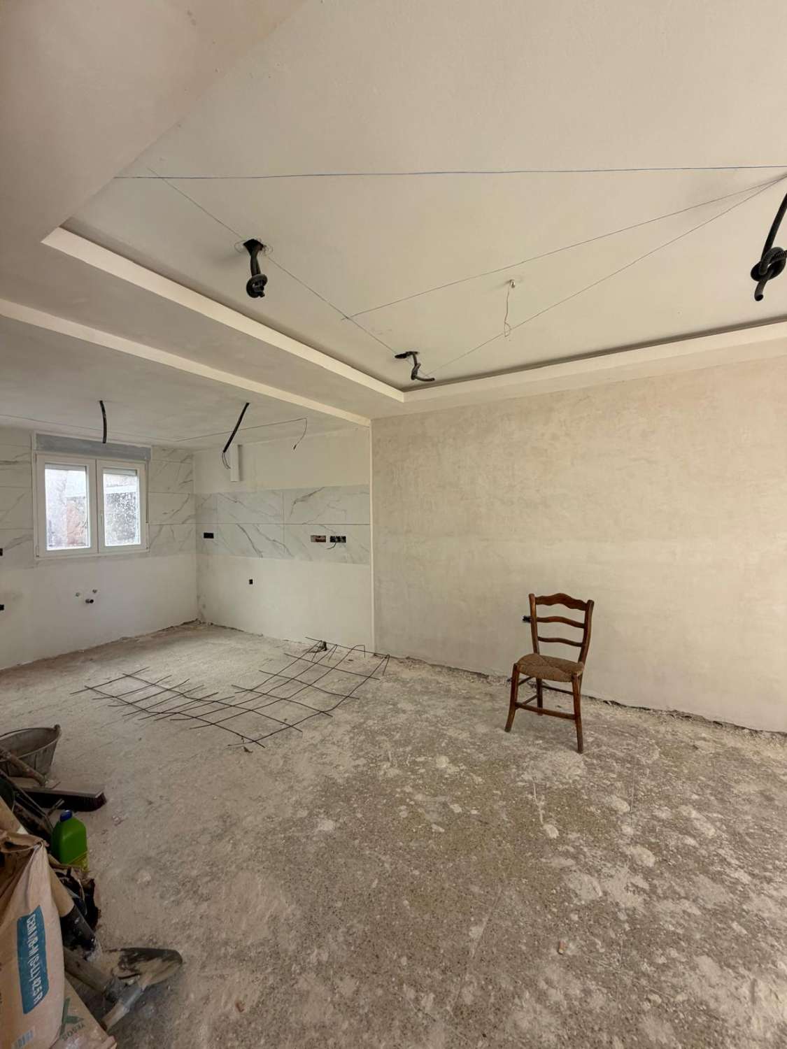 Beautifully  4 Bedroom Town House with 3 Outdoor Areas, Mountain Views & Garage – Vélez Blanco