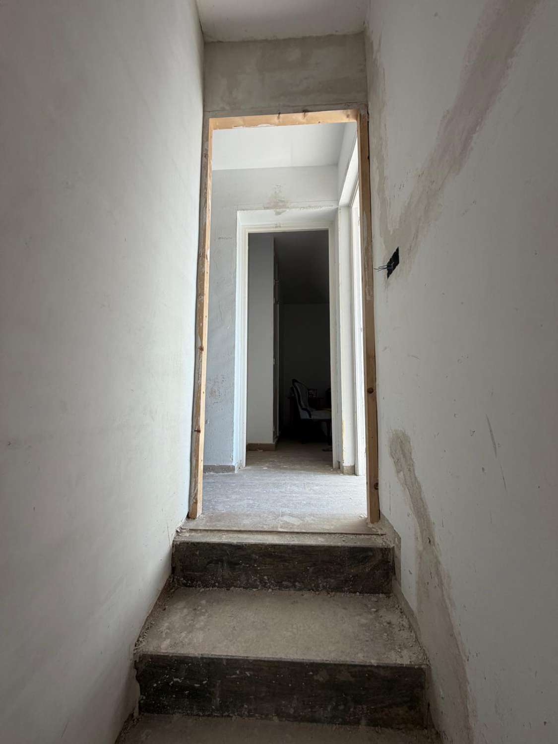 Beautifully  4 Bedroom Town House with 3 Outdoor Areas, Mountain Views & Garage – Vélez Blanco