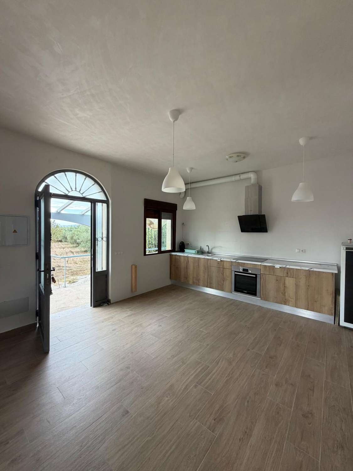 Beautifully Renovated Cortijo with 360° Mountain Views, 13,395m² of Land and Exceptional Potential