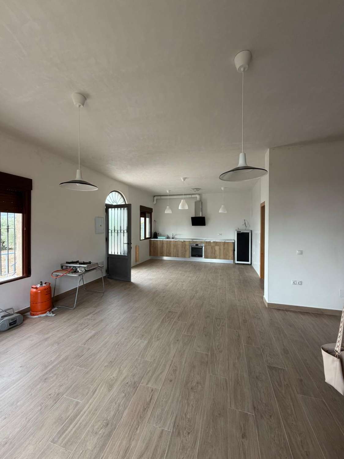 Beautifully Renovated Cortijo with 360° Mountain Views, 13,395m² of Land and Exceptional Potential