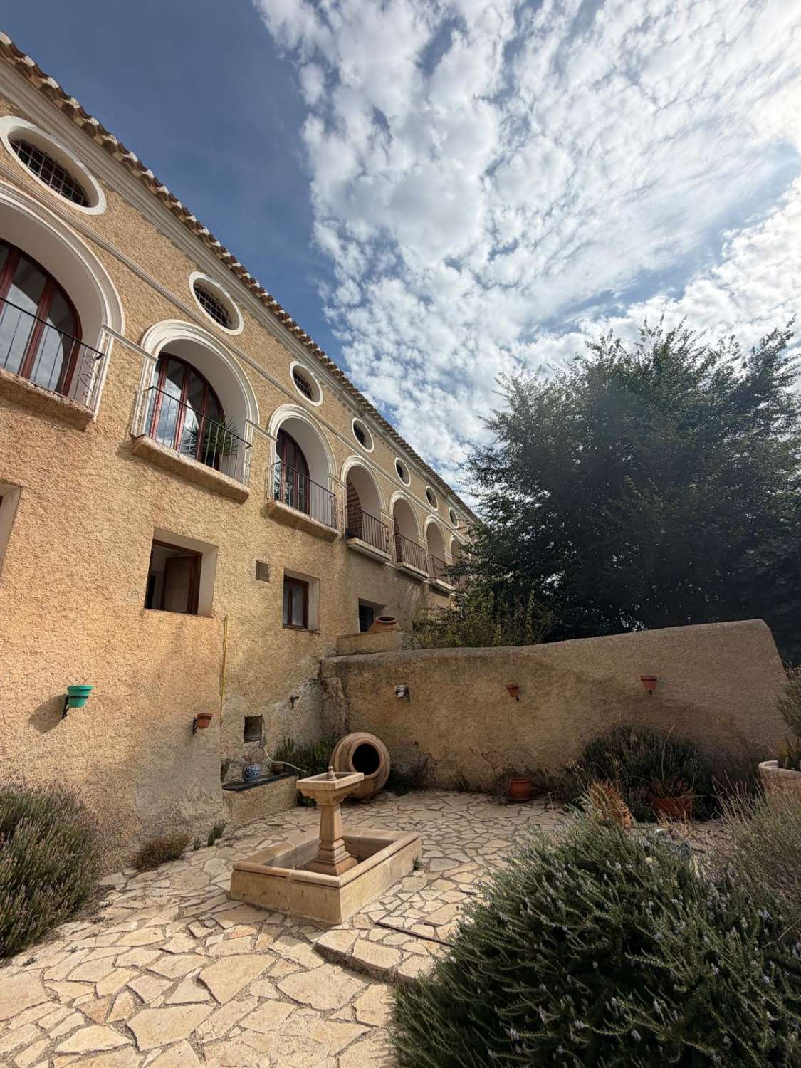 An Exceptional, Fully Restored Boutique Hotel in the Heart of Vélez Blanco – A Unique Business Opportunity