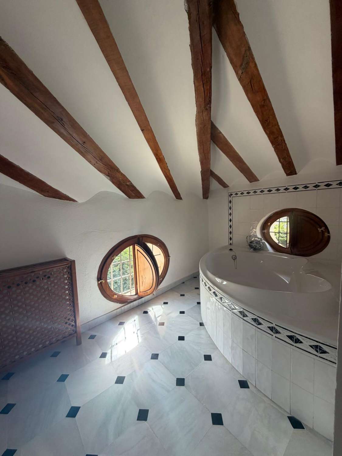 An Exceptional, Fully Restored Boutique Hotel in the Heart of Vélez Blanco – A Unique Business Opportunity