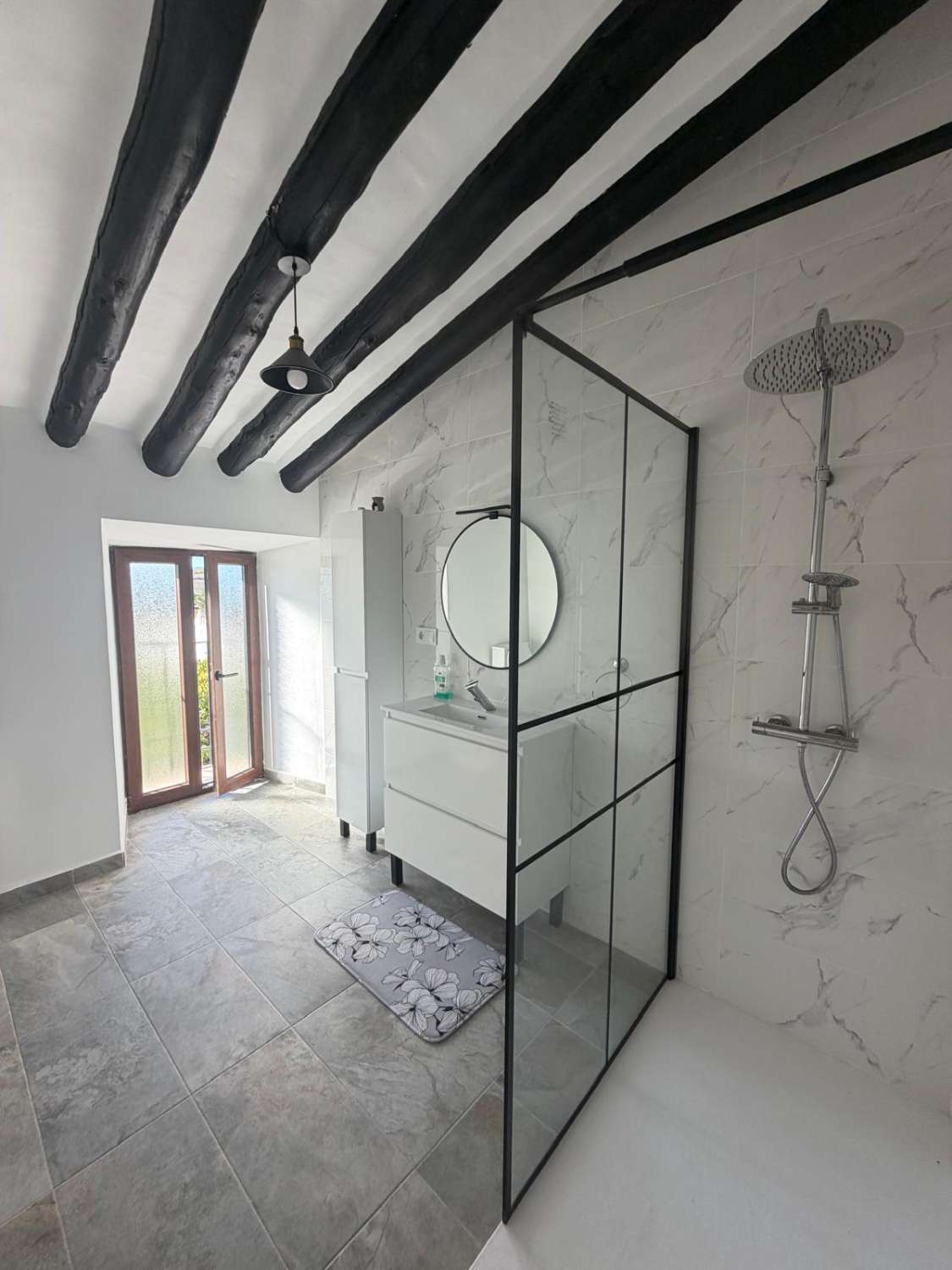 # A Beautifully Renovated 6-Bedroom Old Mill House with Separate Studio, Large Garage, set on a 10,000m² Plot